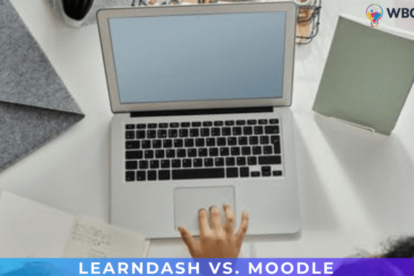 LearnDash-vs.-Moodle
